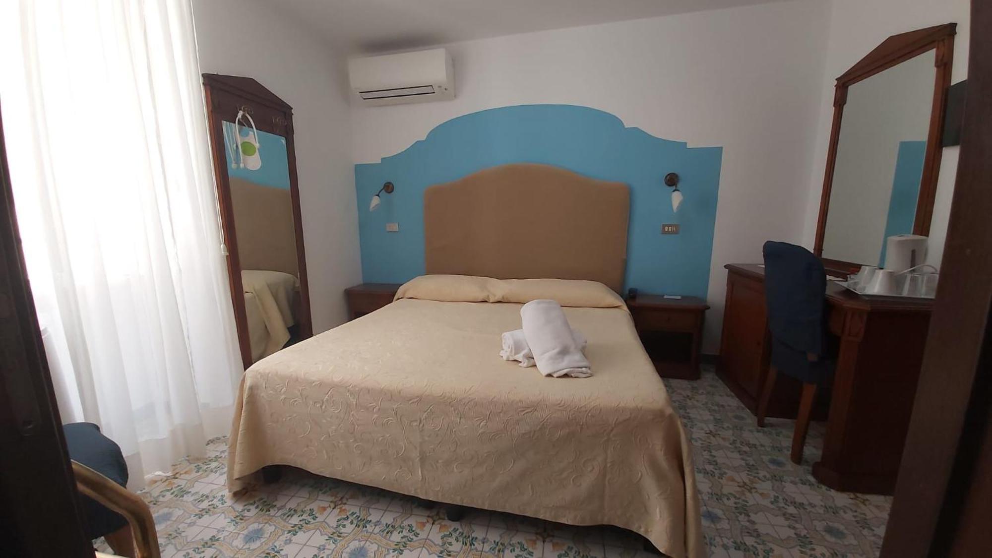 Hotel Amalfi 3* Amalfi