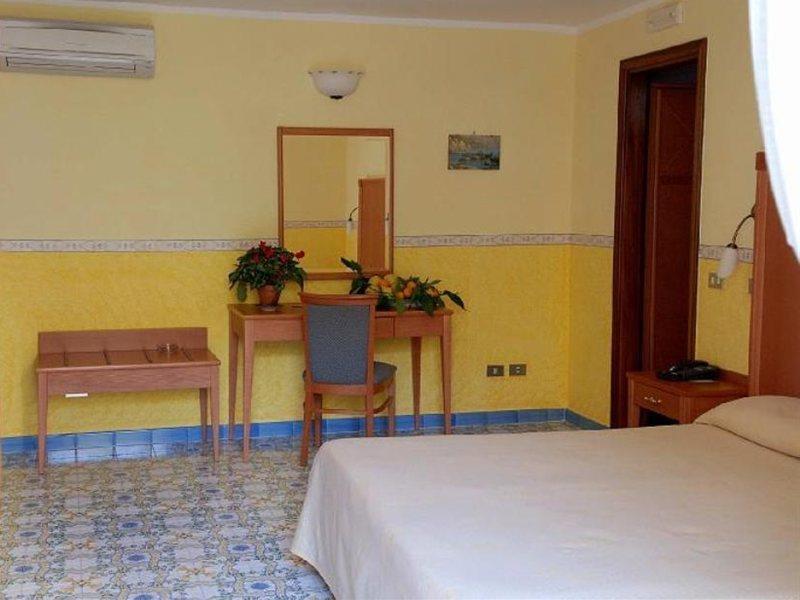 Hotel Amalfi