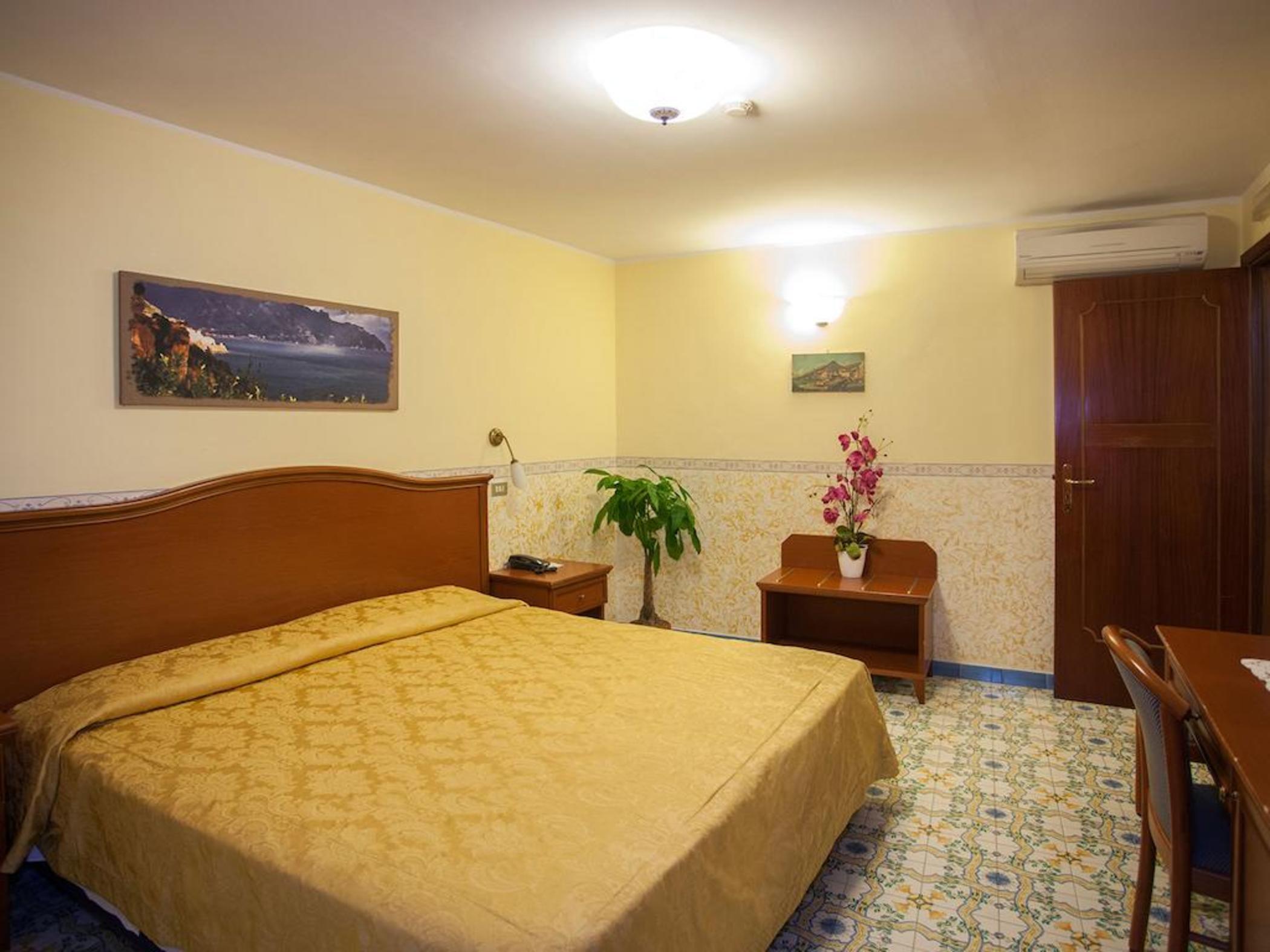 Hotel Amalfi Hotel